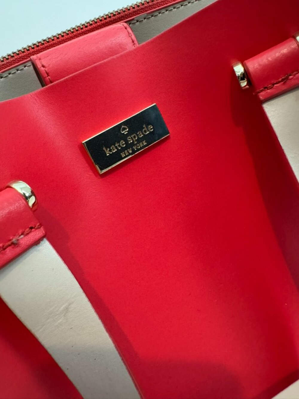 Kate Spade Geranium Red Smooth Leather Winged Shawn Satchel Crossbody Bag - Picture 3 of 5